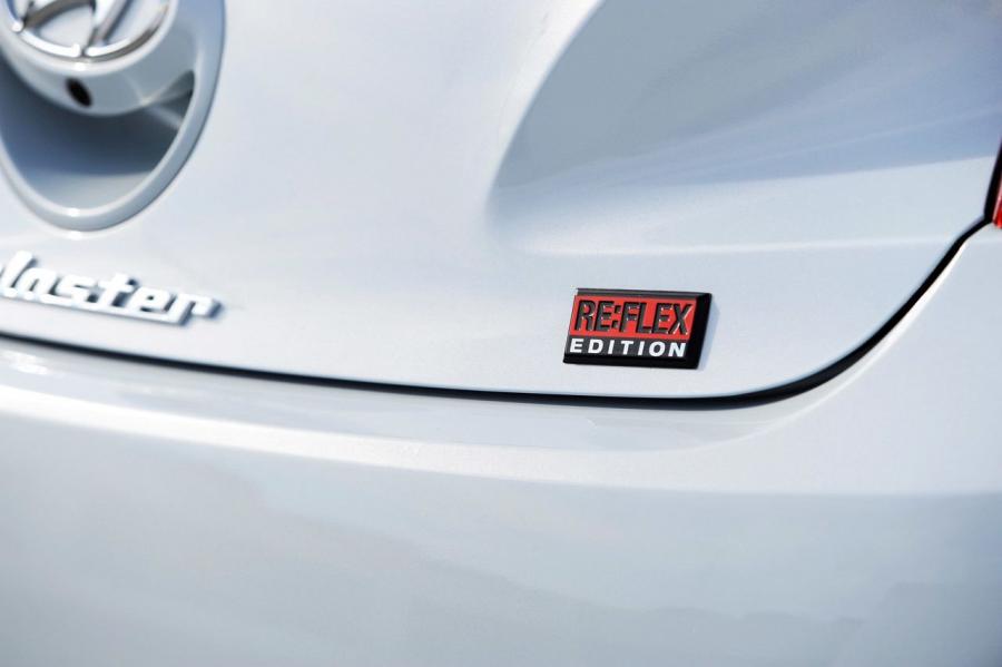  Hyundai Veloster Re-Flex 2014 года  (фото 3 из 22)